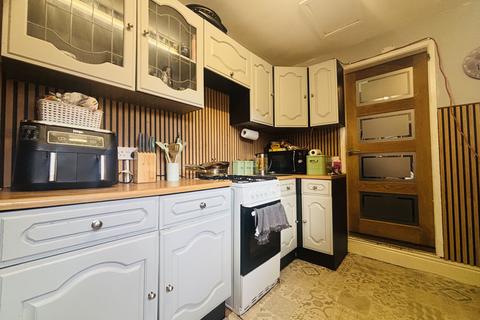 2 bedroom terraced house for sale, Elizabeth Street, Denton