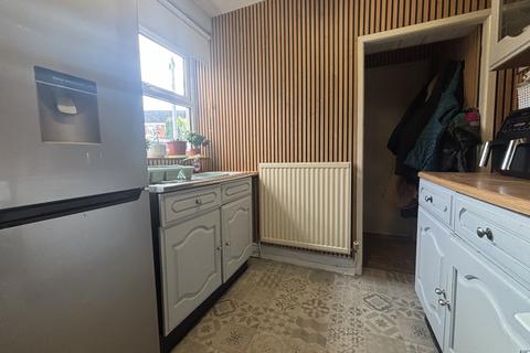 2 bedroom terraced house for sale, Elizabeth Street, Denton