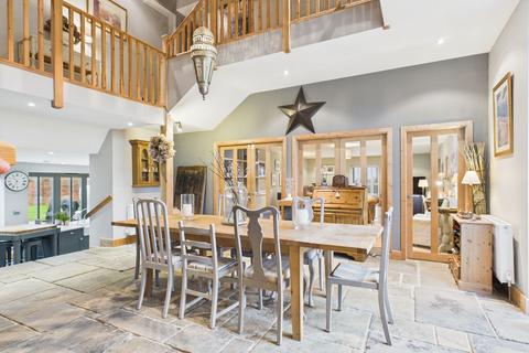 4 bedroom property for sale, The Granary, West Torrington
