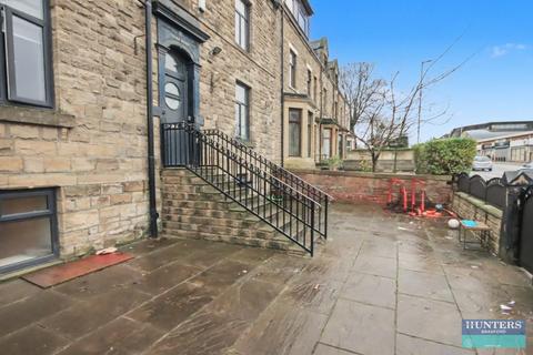 5 bedroom end of terrace house for sale, Leeds Old Road Bradford, West Yorkshire, BD3 8JS