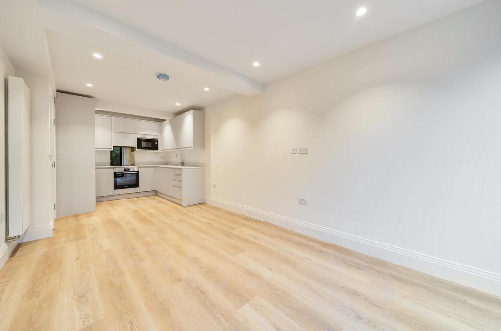 Kitchen living diner - actual.jpg