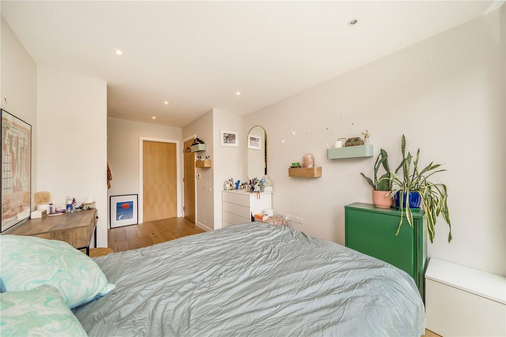 Bedroom Image 2