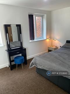 1 bedroom in a house share to rent, Higher Lane, Whitefield, Manchester, M45