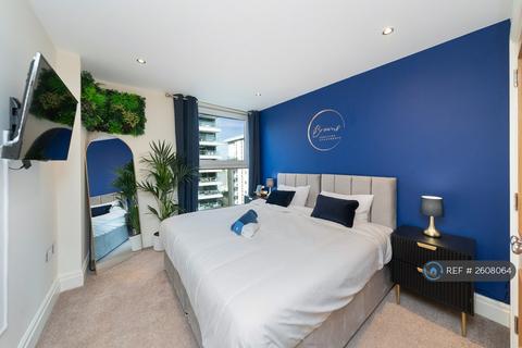 2 bedroom flat to rent, Aspect Court, London, SW6