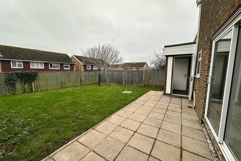 3 bedroom detached house to rent, Constable Road, Eastbourne, East Sussex, BN23 7NN