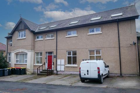 2 bedroom flat to rent - Durham Avenue, Lancaster, LA1 4EE
