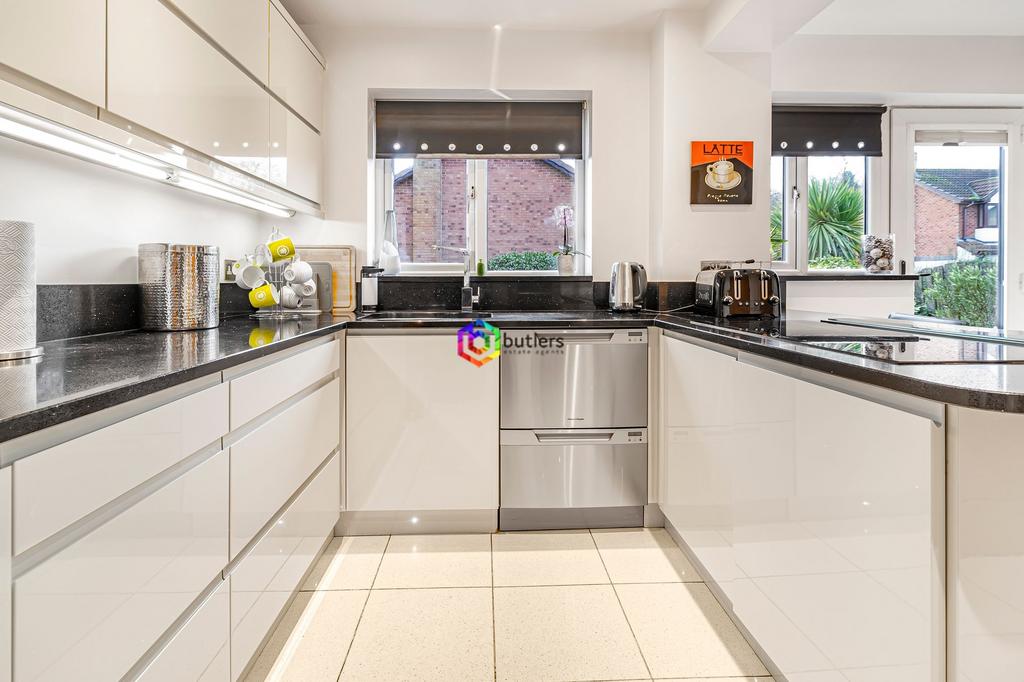 Kitchen / Diner