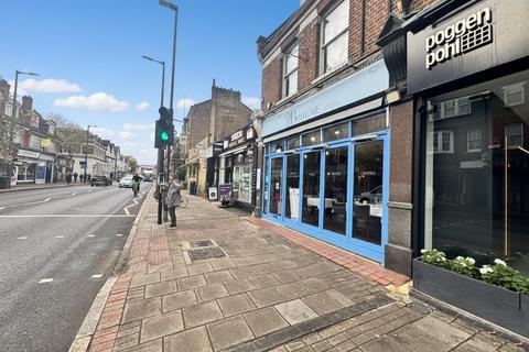 Restaurant to rent - Upper Richmond Road West, SW14 8AH