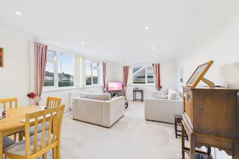 3 bedroom bungalow for sale, Witch Close, East Stour
