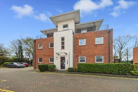 2 bedroom apartment for sale, Hawkes Close, Langley, Berkshire, SL3