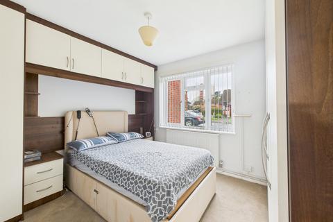 1 bedroom retirement property for sale, The Oaks, Kimberley Close, Langley, Berkshire, SL3