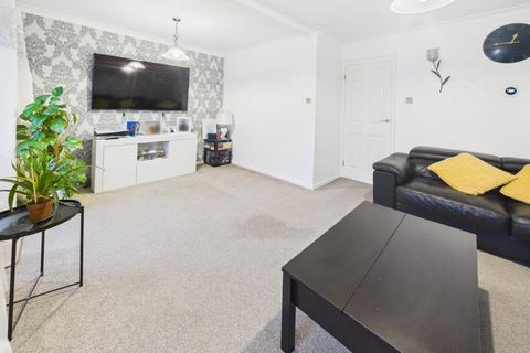 2 bedroom terraced house for sale, Pennine Road, Slough, Berkshire, SL2