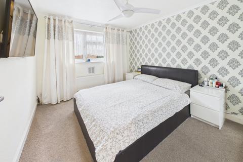 2 bedroom terraced house for sale, Pennine Road, Slough, Berkshire, SL2