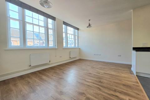 1 bedroom apartment to rent, Castle Street, Farnham