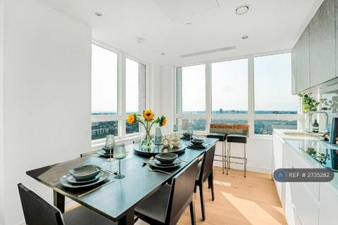 1 bedroom flat to rent, Duval House, London, SW11