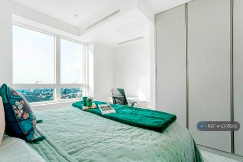 1 bedroom flat to rent, Duval House, London, SW11
