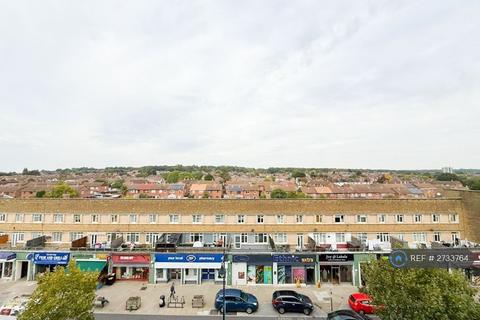 1 bedroom flat to rent, Hyneholt House, Chigwell, IG7