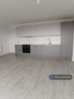 1 bedroom flat to rent, Hyneholt House, Chigwell, IG7