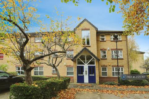2 bedroom flat to rent, Monmouth Close, London, W4