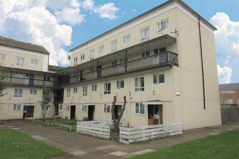 1 bedroom flat to rent, Brookwood Road