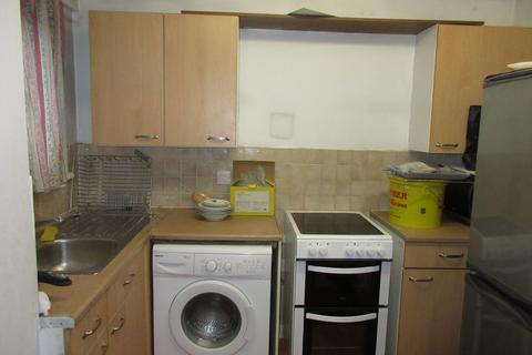 1 bedroom flat to rent, Brookwood Road
