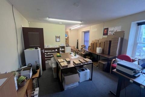 Hospitality to rent, 111 Lammas St Carmarthen SA31 3AP