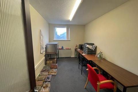Hospitality to rent, 111 Lammas St Carmarthen SA31 3AP