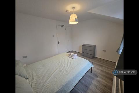 undefined, Cole Close, London, SE28