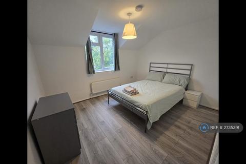 undefined, Cole Close, London, SE28