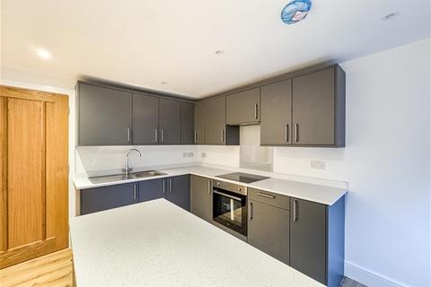 2 bedroom flat to rent, Harpenden AL5