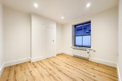 2 bedroom flat to rent, Harpenden AL5