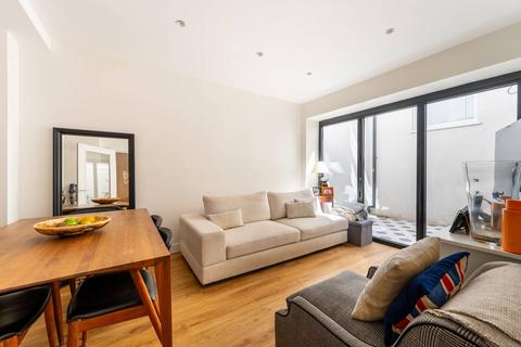 2 bedroom flat to rent - Boundary Road, St John's Wood, London, NW8
