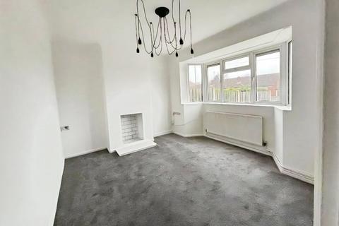 3 bedroom semi-detached house for sale, Harewood Avenue, Doncaster DN6