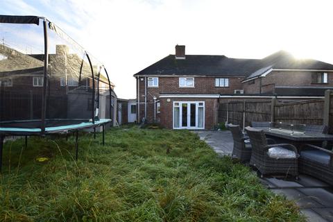 3 bedroom semi-detached house for sale, Havering Road, Essex RM1