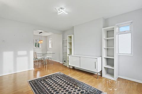 2 bedroom flat to rent, St. Michael's Close, London N3