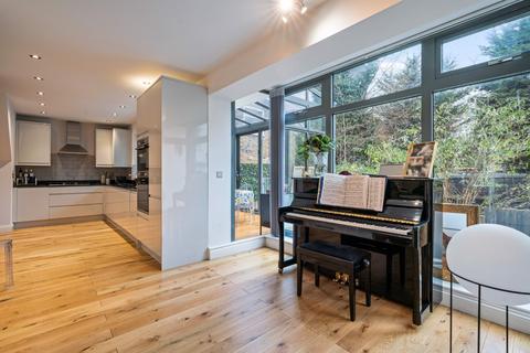4 bedroom detached house for sale, Ridge Road, London, NW2