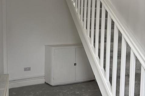 3 bedroom semi-detached house for sale, Deanery Gardens, Braintree, CM7
