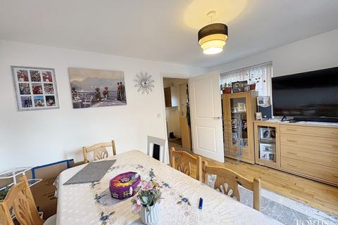 4 bedroom end of terrace house for sale, Ariel Reach, Newport, NP20