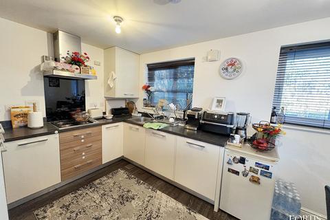 4 bedroom end of terrace house for sale, Ariel Reach, Newport, NP20