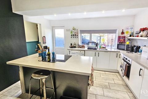 2 bedroom end of terrace house for sale, Pendine Road, Cardiff, CF5
