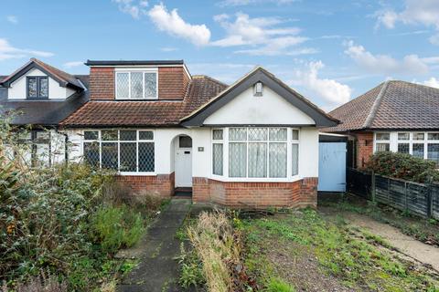 4 bedroom semi-detached bungalow for sale, Stanley Avenue, St. Albans, AL2