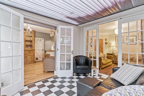 4 bedroom semi-detached bungalow for sale, Stanley Avenue, St. Albans, AL2