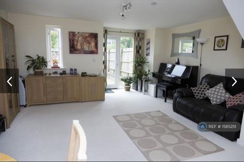 undefined, Papworth Close, Newport Pagnell, MK16