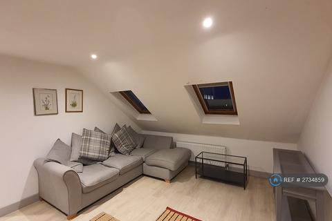 2 bedroom flat to rent, London Court, Reading, RG1