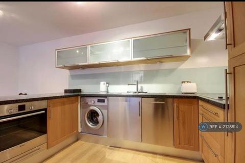 2 bedroom flat to rent, Alexandra Park Road, London, N22