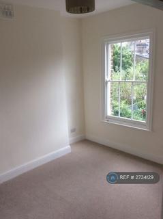 2 bedroom terraced house to rent, Lothrop Street, London, W10