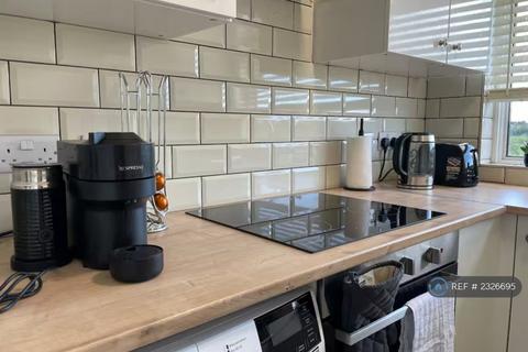 1 bedroom flat to rent, Old Ruislip Road, Northolt, UB5