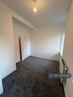 2 bedroom flat to rent, Edwin House, London, E13