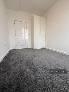 2 bedroom flat to rent, Edwin House, London, E13