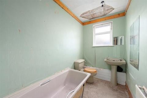 undefined, 22 Carnock Road, Dunfermline, KY12 9AX